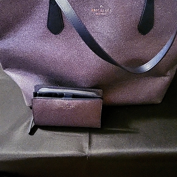 Authentic Kate Spade Lola Glitter Tote and Matching Wallet - Picture 5 of 10